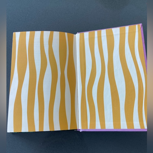 🐇 👑 ♟️ Vintage Edition ☕️ Alice in Wonderland 🫖 in Great Condition - Picture 5 of 12